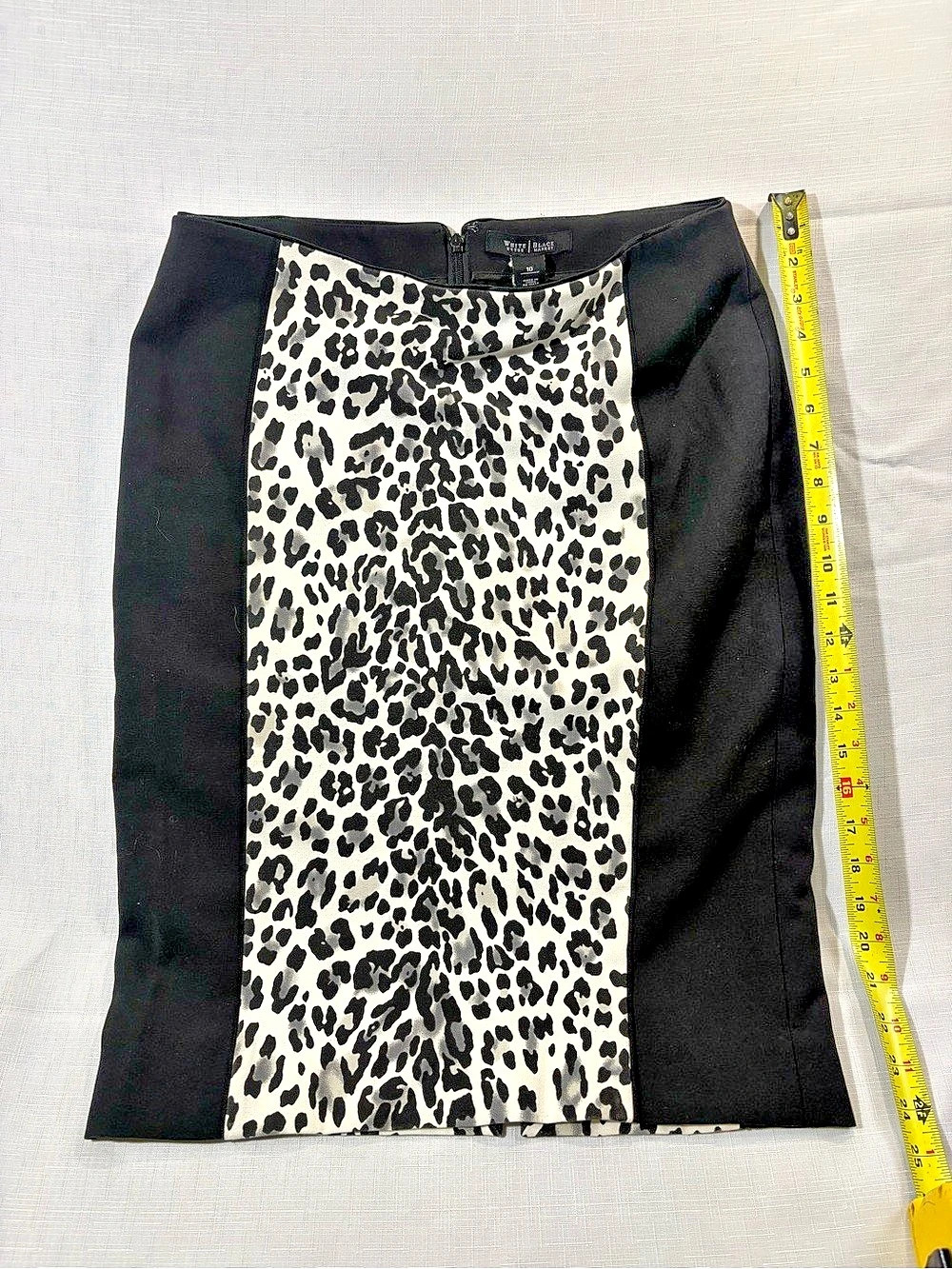 White House Black Market Leopard Print Mini Skirt Size 10 Like New